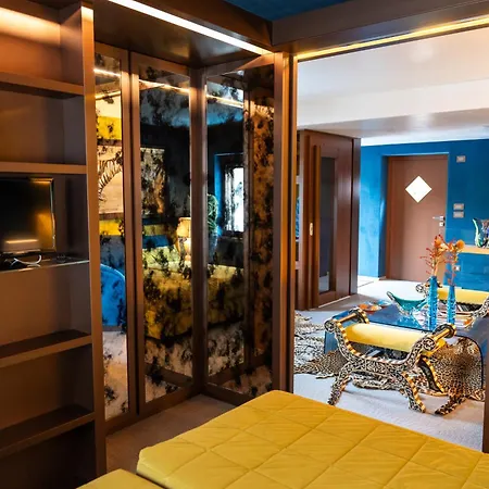 Fienila Luxury Cortina Chalet